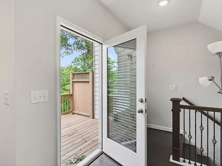 2860 Boone Dr NW — Photo 8