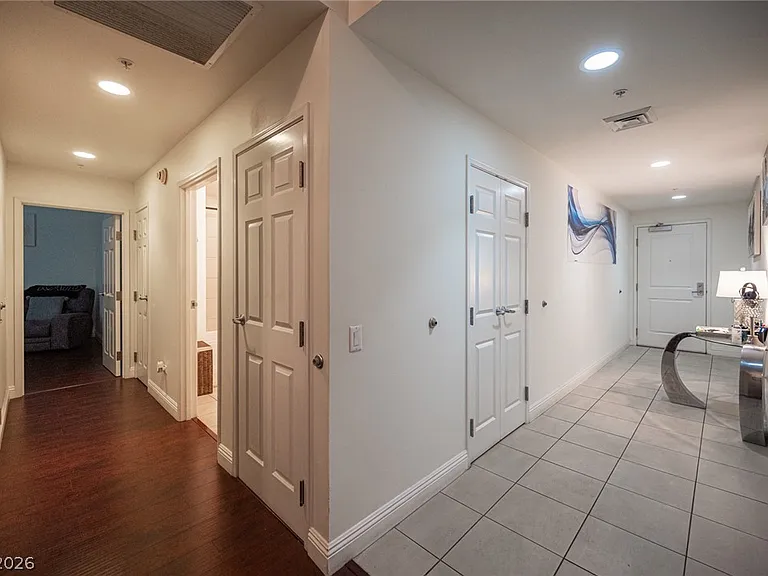 200 W Sahara Ave #501 — Photo 4