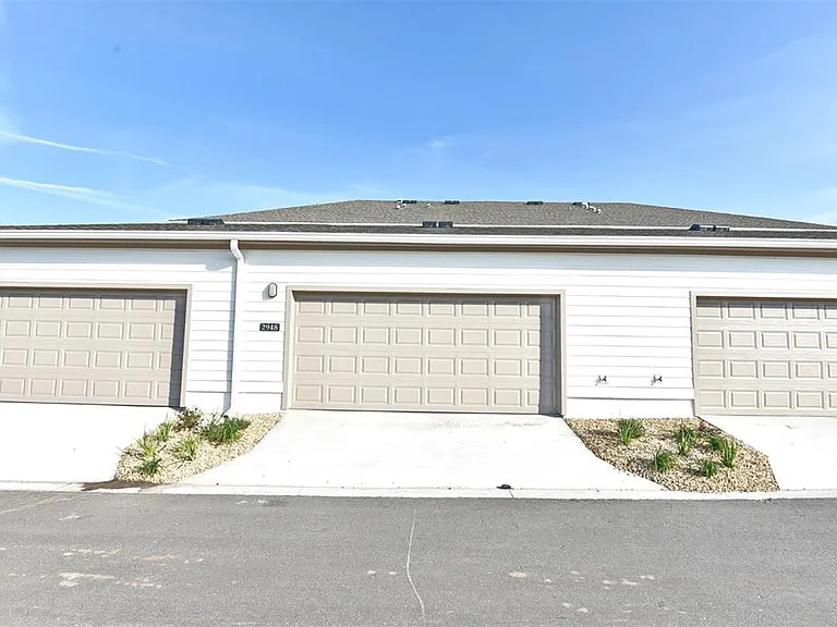 2948 Voyager Ave — Photo 30