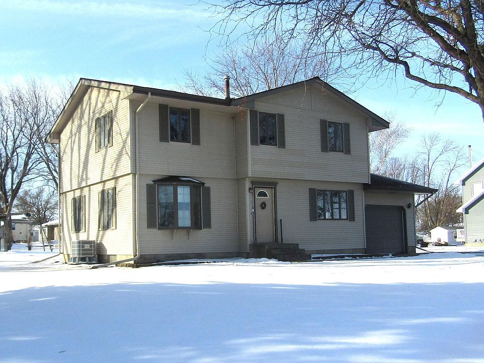 1st image of 1333 Walnut St