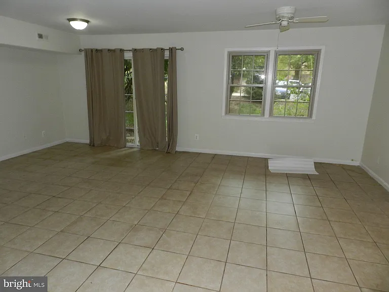5956 Westchester Park Dr — Photo 19