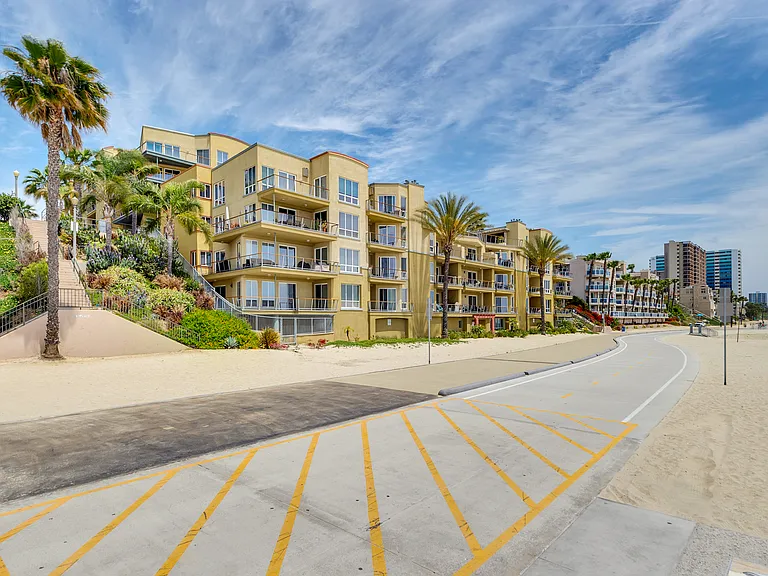 1400 E Ocean Blvd #2304 — Photo 3