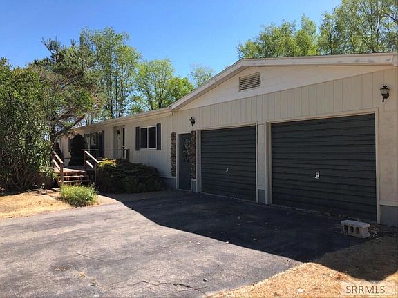 2nd image of 302 N Park Ave