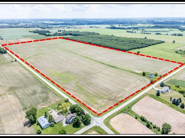 N4440 Mayflower Rd, Black Creek, WI 54106