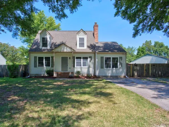 108 Gregory Dr, Carrollton, VA 23314