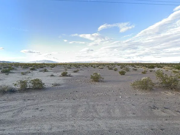 4561 W Mesquite Ave, Amargosa Valley, NV 89020