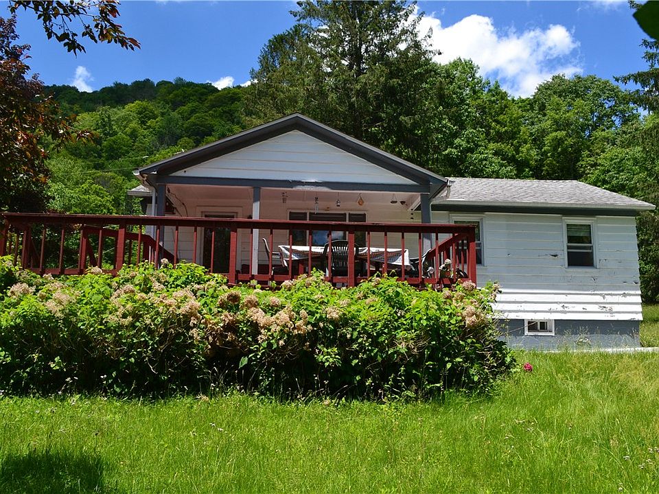1st image of 549 Gavette Rd