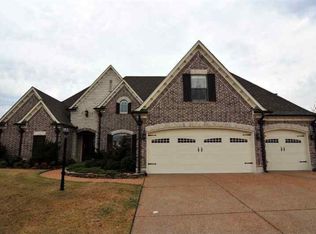 105 Cypress Point Rd, Oakland, TN 38060