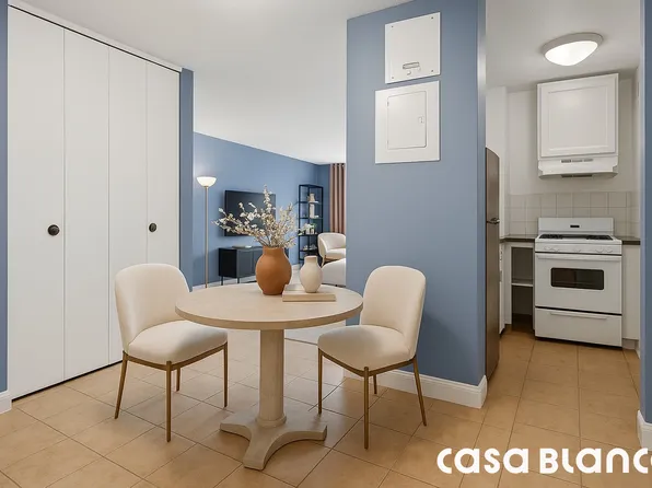 118-17 Union Turnpike image 2 of 4