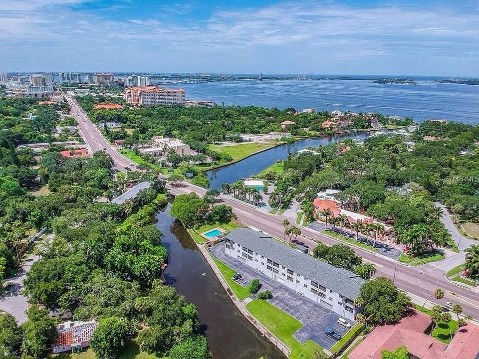 1st image of 2124 Tamiami Trl #203