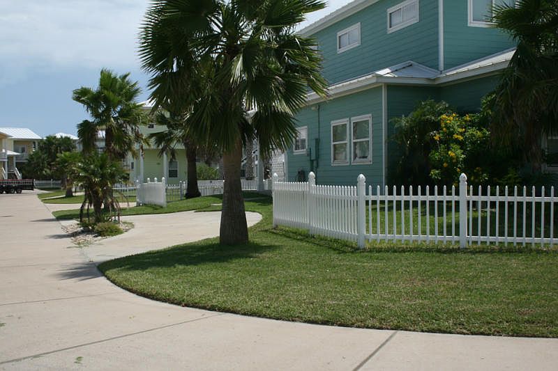 1st image of 125 Five Dove Cir