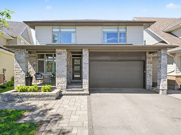 330 Devonian Way, Ottawa, ON K2T 0L5