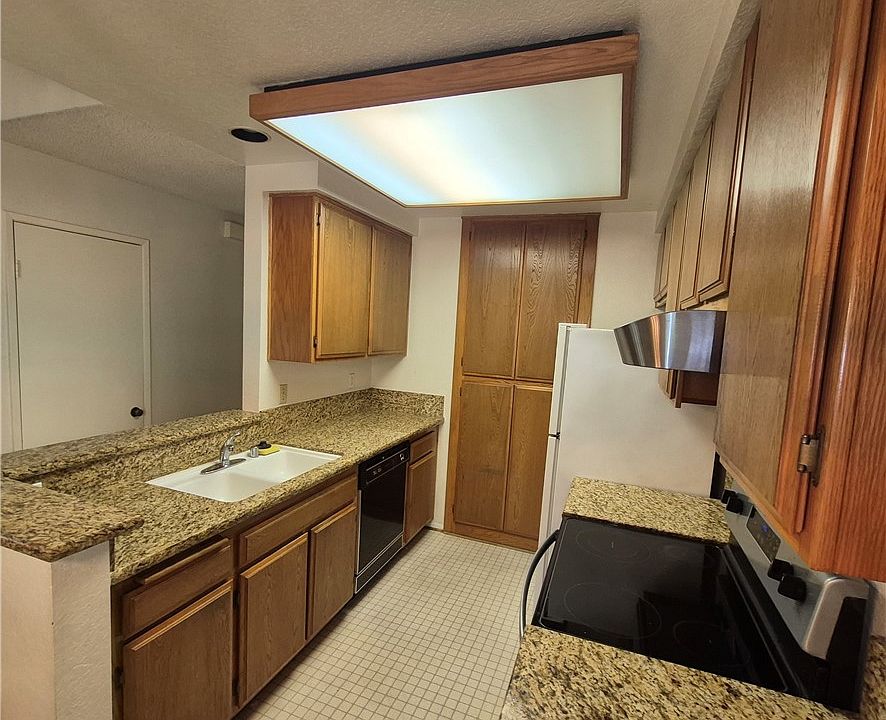 1st image of 3814 Dunford Ln Unit M