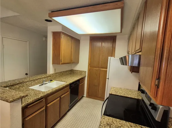 3814 Dunford Ln Unit M, Inglewood, CA 90305