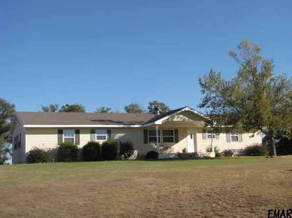 1822 E Lake Hellums Rd, Enid, OK 73701