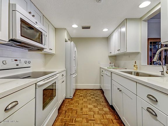 5th image of 5303 Ortega Blvd APT 205