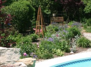 2 Colleen Dr, Edwardsville, IL 62025