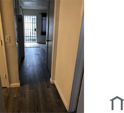 5th image of 2841 Octavia St APT 3