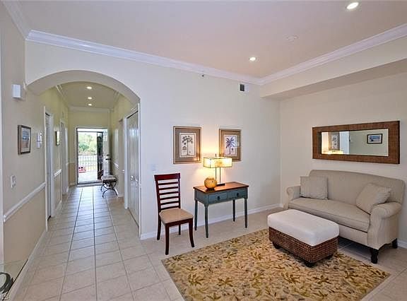 2nd image of 10361 Butterfly Palm Dr APT 726