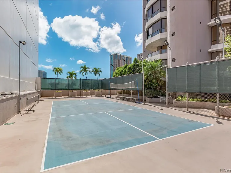 1910 Ala Moana Blvd #28C — Photo 25