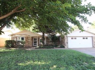 5011 70th St, Lubbock, TX 79424