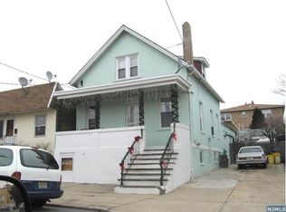 214 7th St, Fairview, NJ 07022