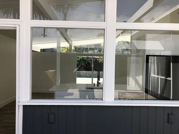 5th image of 3349 Tropicana Dr