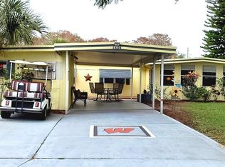 2408 Vindale Rd, Tavares, FL 32778