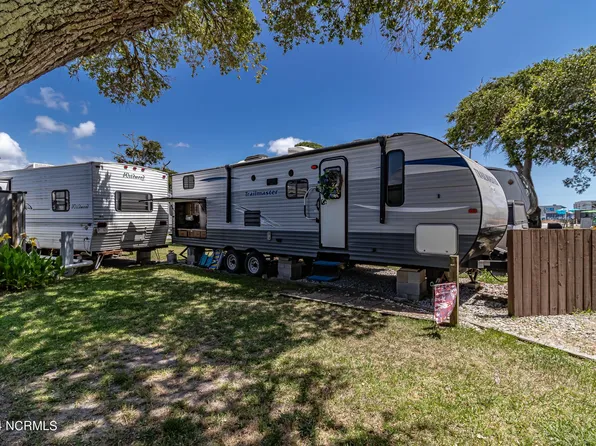94 Pelican Street, North Topsail Beach, NC 28460