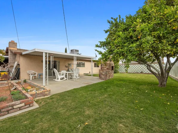 217 Suzanne Ln, Taft, CA 93268