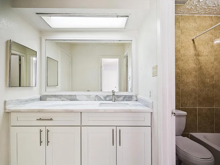 6407 S Briar Bayou Dr — Photo 8