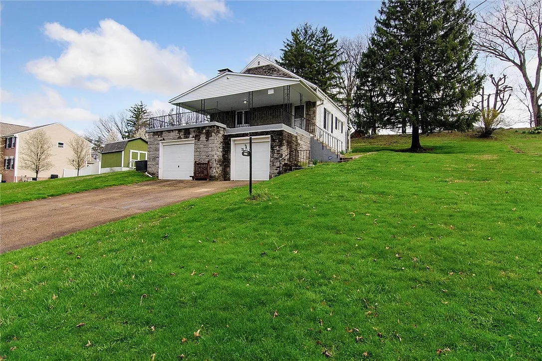138 Lindenvale Dr photo 1
