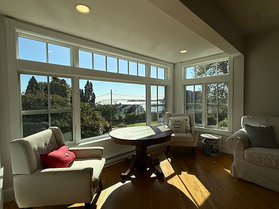 Living Room reading nook