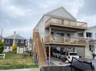 77 Kentucky St, Long Beach, NY 11561