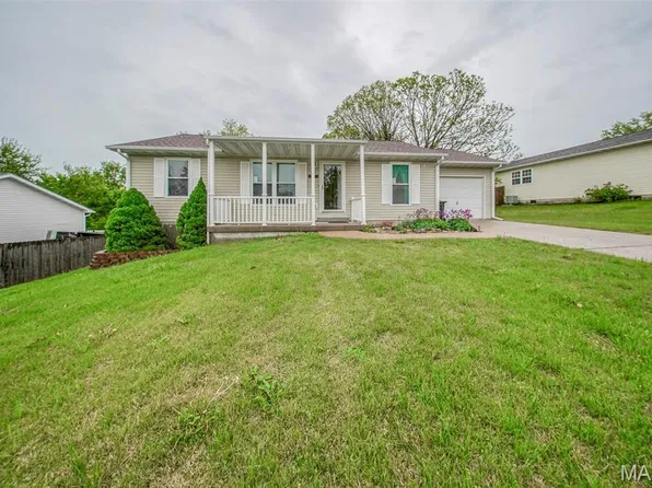 1407 Ramsey Place Rd, Rolla, MO 65401