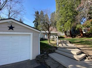 1190 Prospect St, Ashland, OR 97520