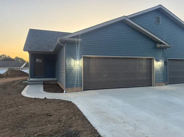 1254 N Wooster Ave, Strasburg, OH 44680