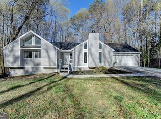 190 Saratoga Dr, Lawrenceville, GA