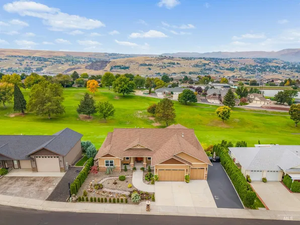 3962 Foothill Dr, Lewiston, ID 83501