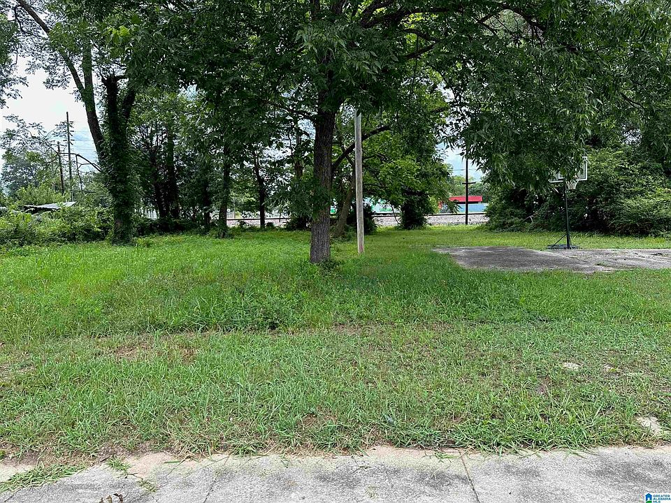 1st image of 1308 Hall Ave