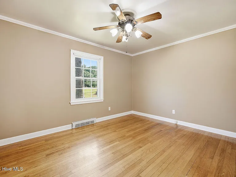 1760 John Small Ave — Photo 34