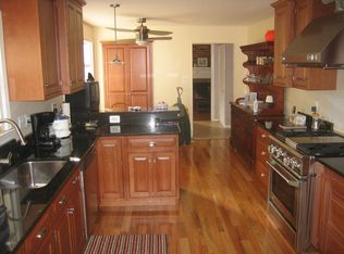 15015 Redgate Dr, Silver Spring, MD 20905