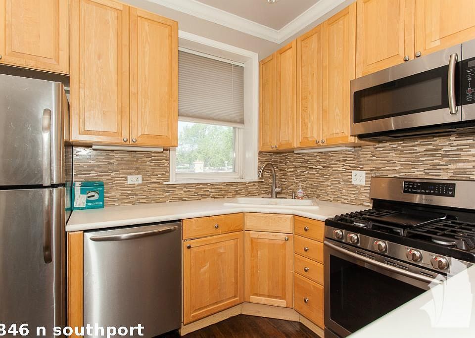 1st image of 3846 N Southport Ave #1117