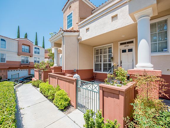 2nd image of 1050 S San Marino Way