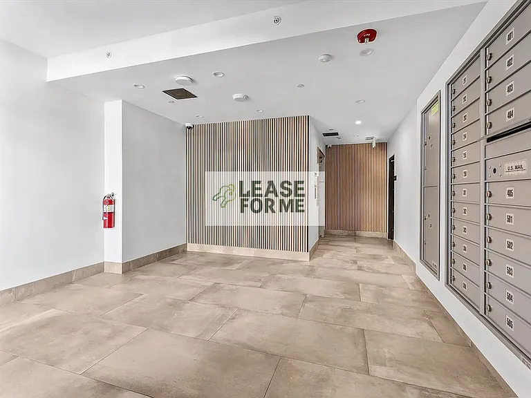 1538 S Wilton Pl #201 — Photo 30