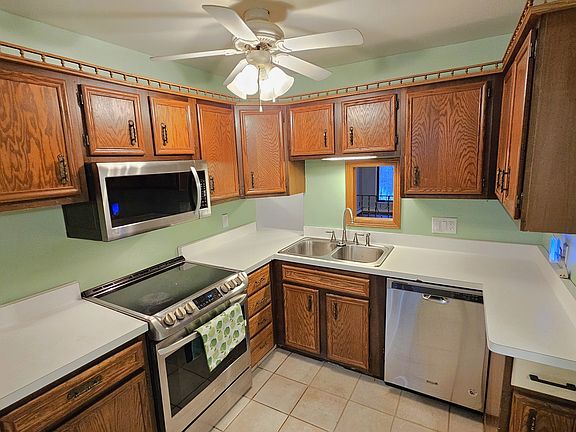 5th image of 2929 Sunnyside Dr APT B326