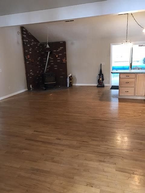 Kitchen/dining room with pellet stove