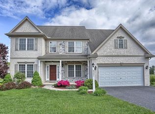 6221 Manor Hill Cir, Harrisburg, PA 17111