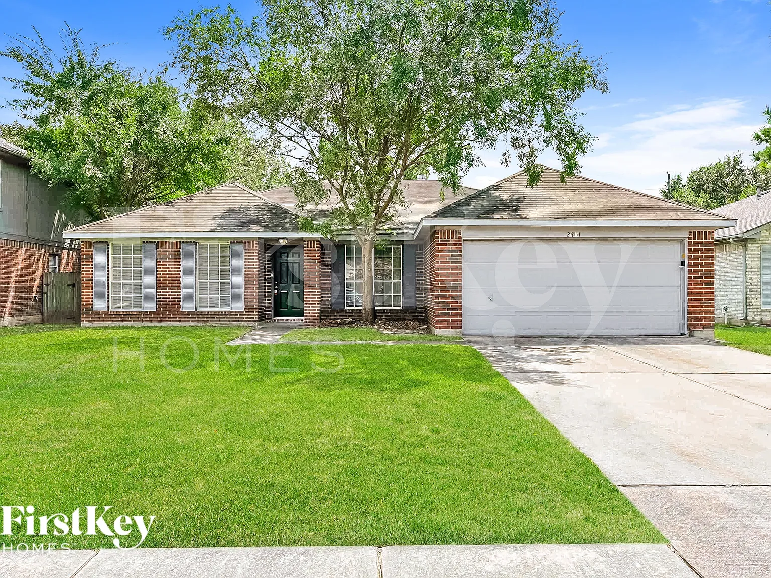 4 bed, 2.0 bath, 2200 sqft, $2,375 — Photo 1