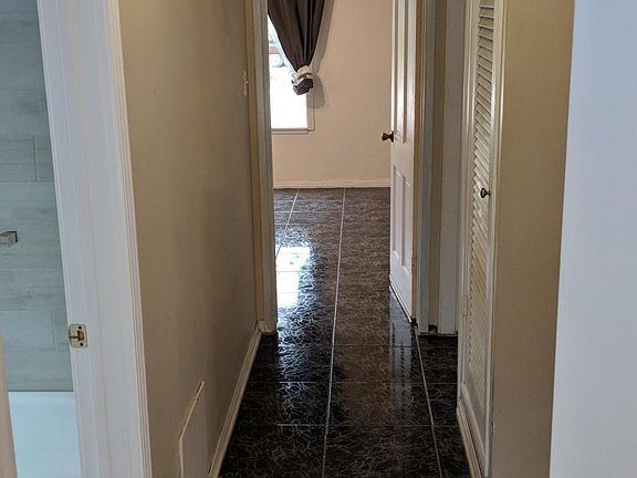 5th image of 10657 Coventry Pl
